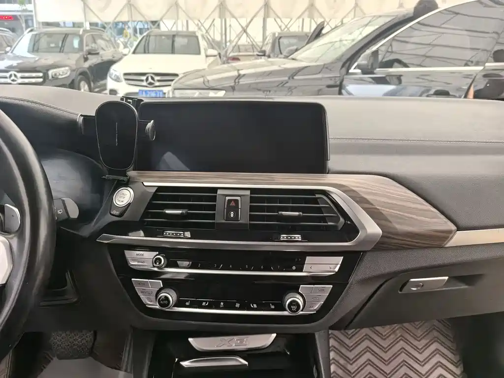 BMW X3 2020 — фото 19