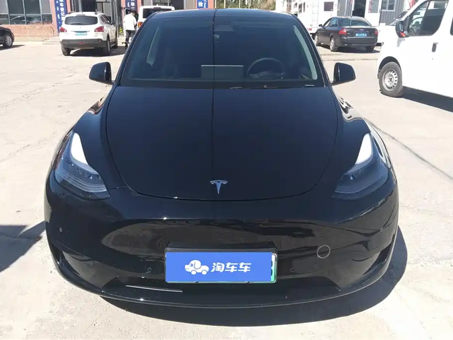 Tesla Model Y 2023 — фото 2