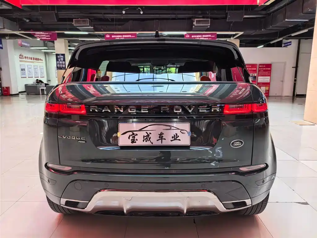 Land Rover Evoque 2021 — фото 4
