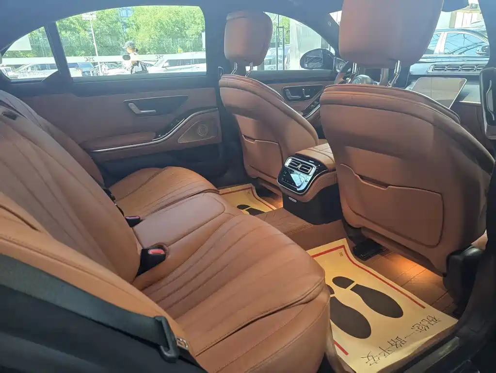 Mercedes-Benz S-Class 2023 — фото 11