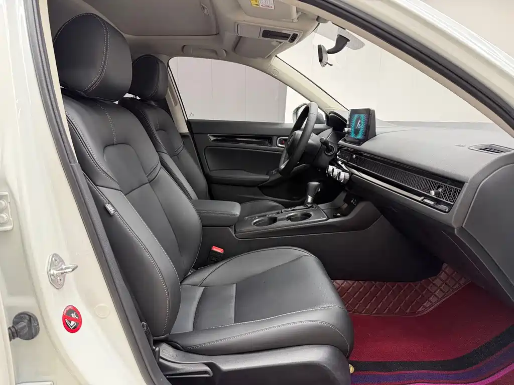 Honda Civic 2022 — фото 10