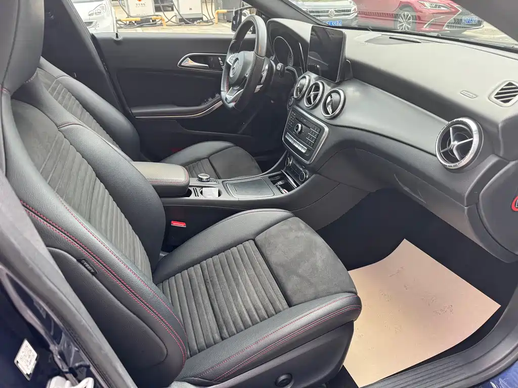 Mercedes-Benz CLA 2017 — фото 14