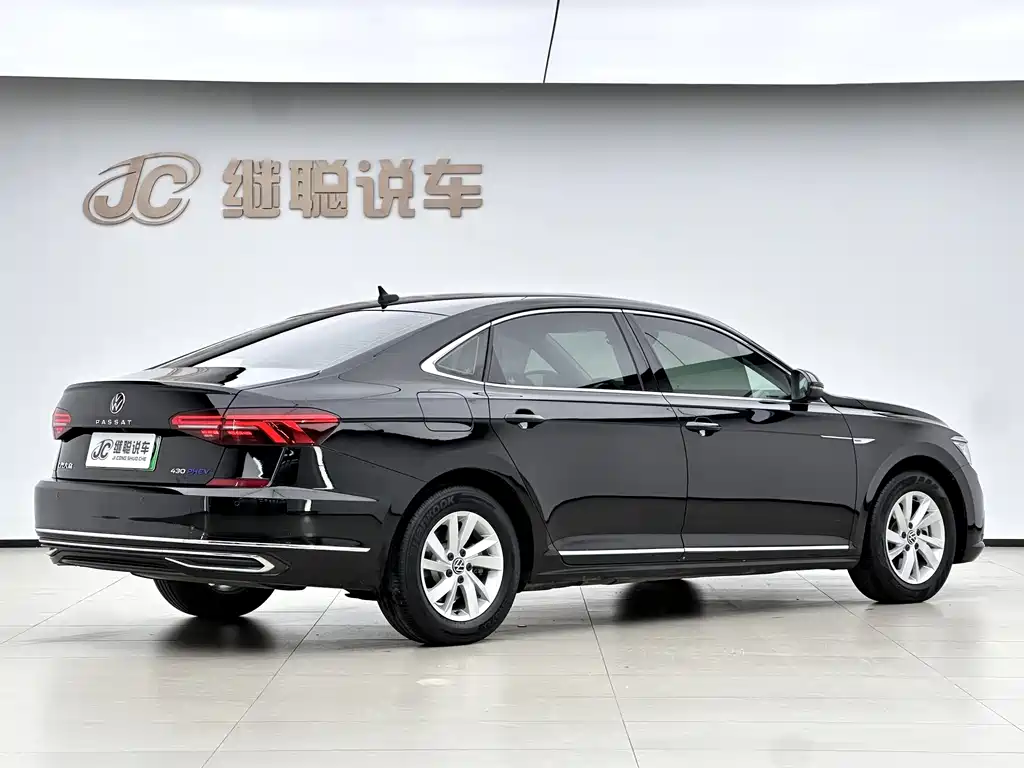 Volkswagen Passat New Energy 2021 — фото 2
