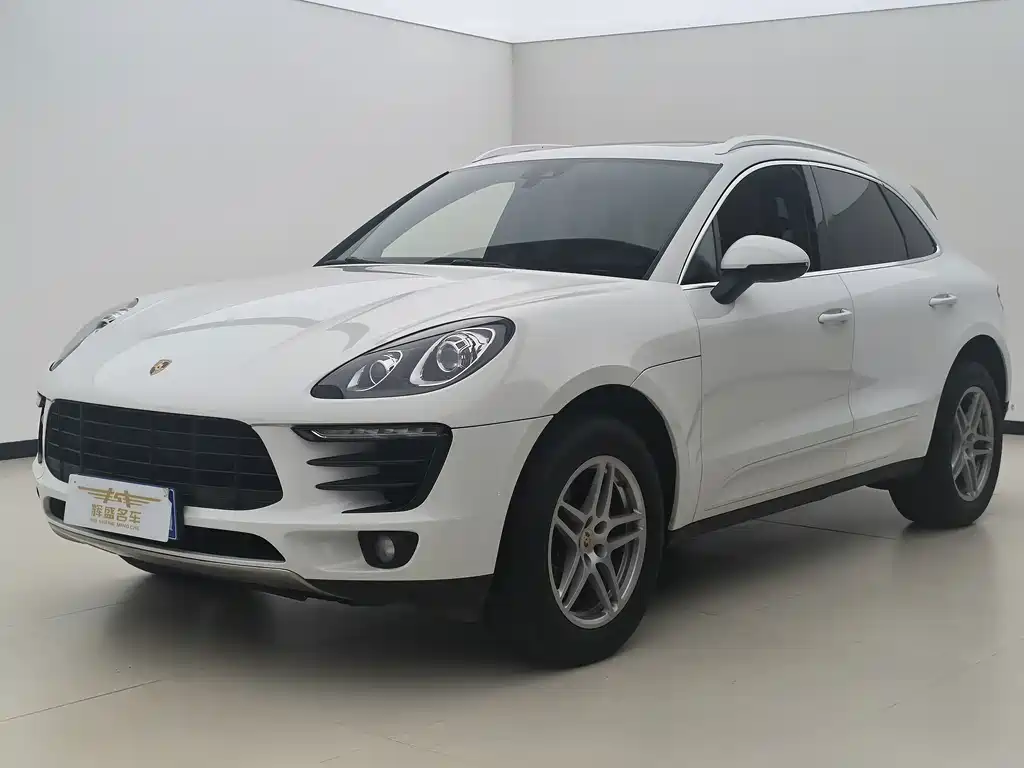 Porsche Macan 2017 — фото 1