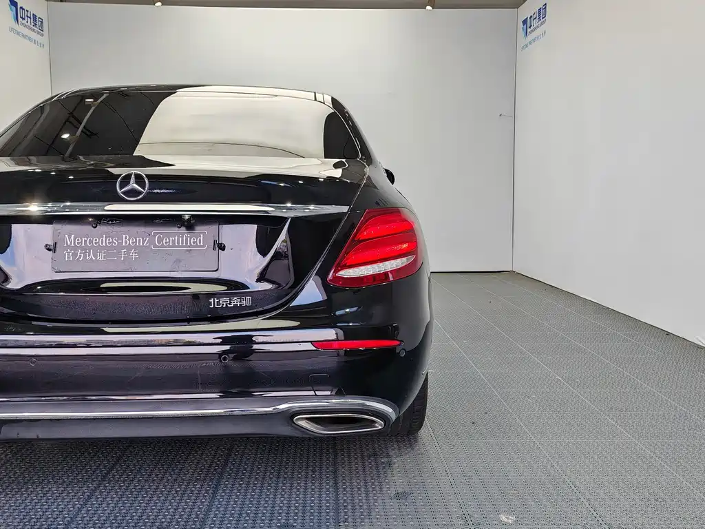 Mercedes-Benz E-Class 2020 — фото 19