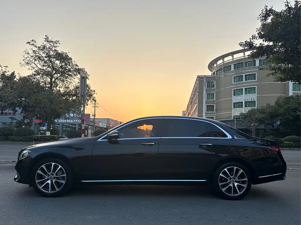 Mercedes-Benz E-Class 2018 — фото 3