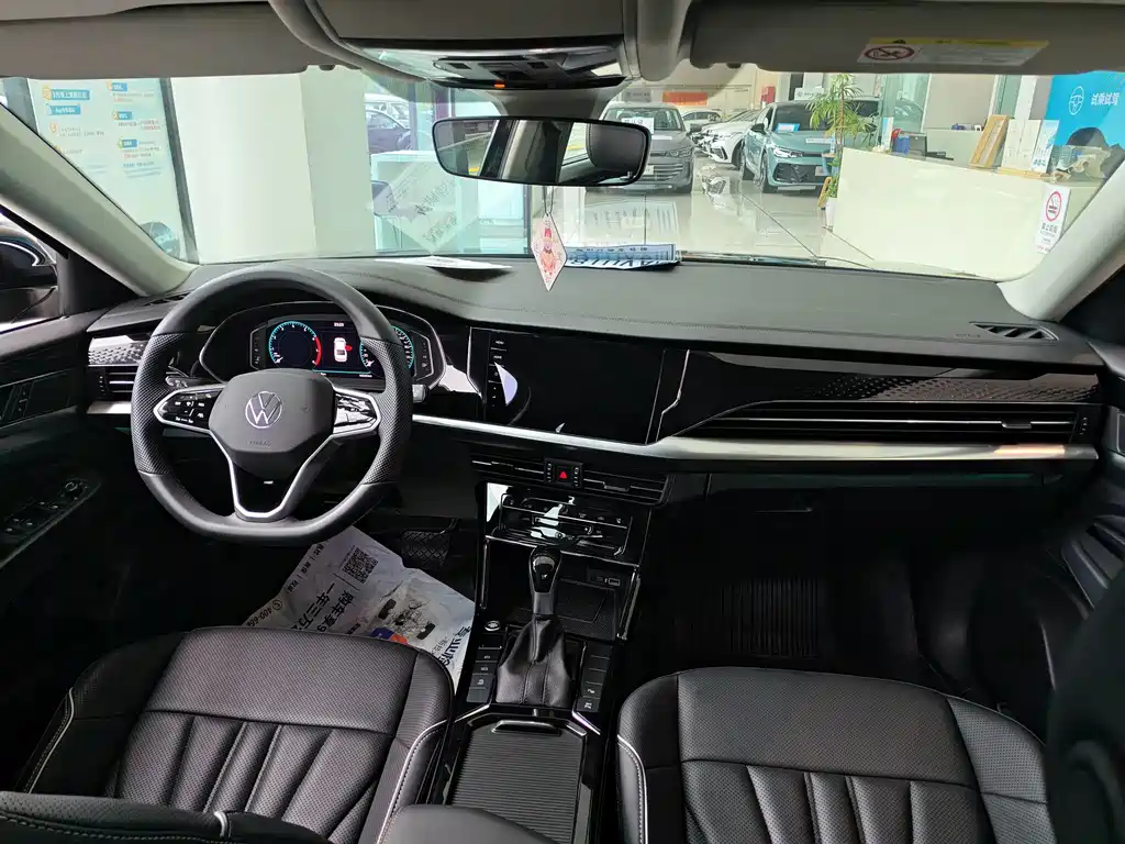 Volkswagen Passat 2024