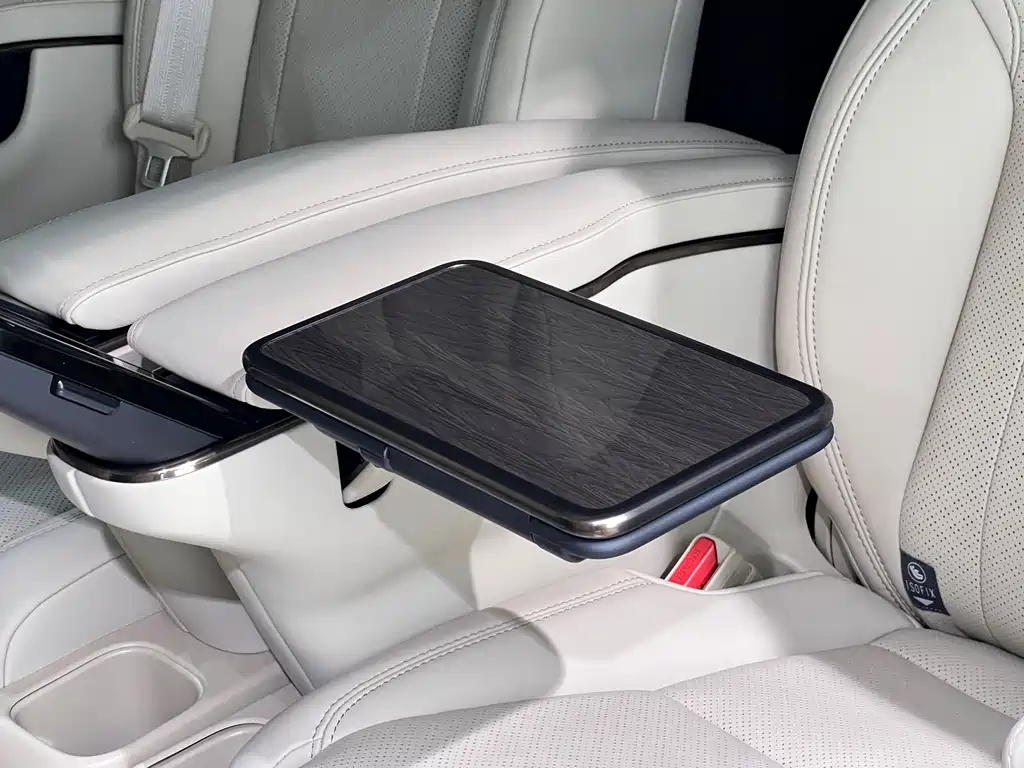 Toyota Alphard 2025 — фото 17