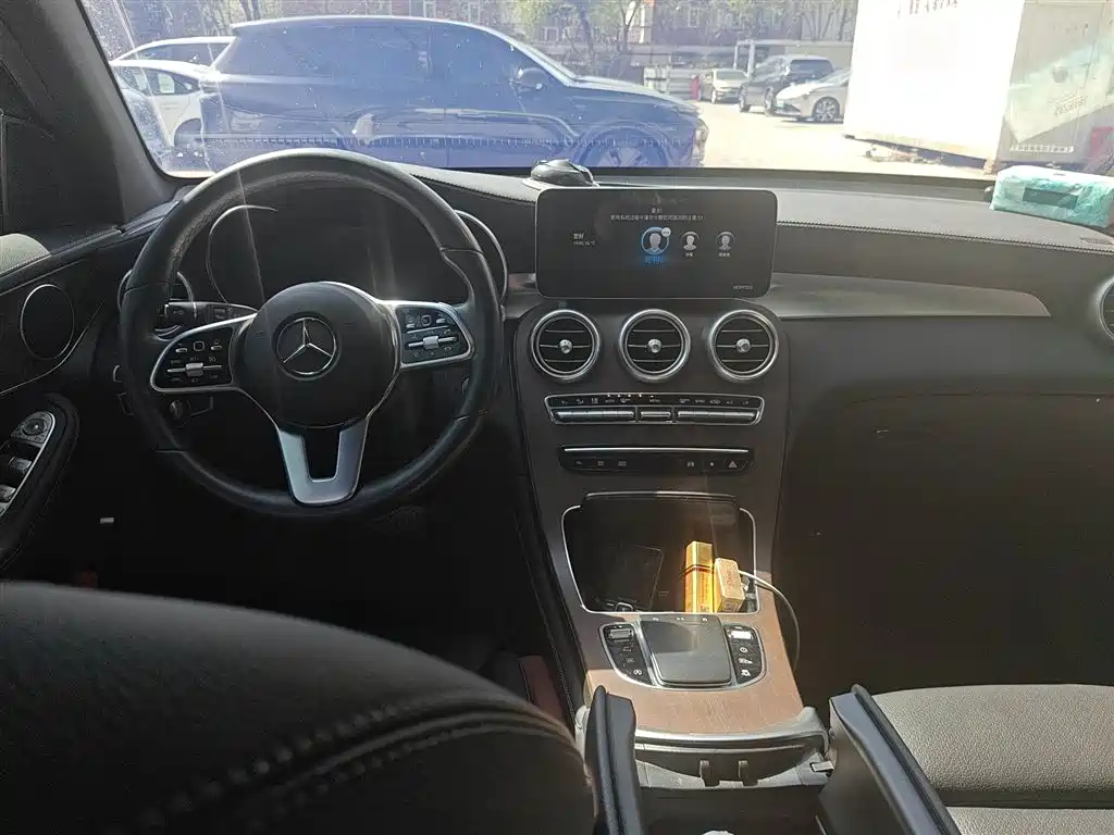 Mercedes-Benz GLC 2020 — фото 13