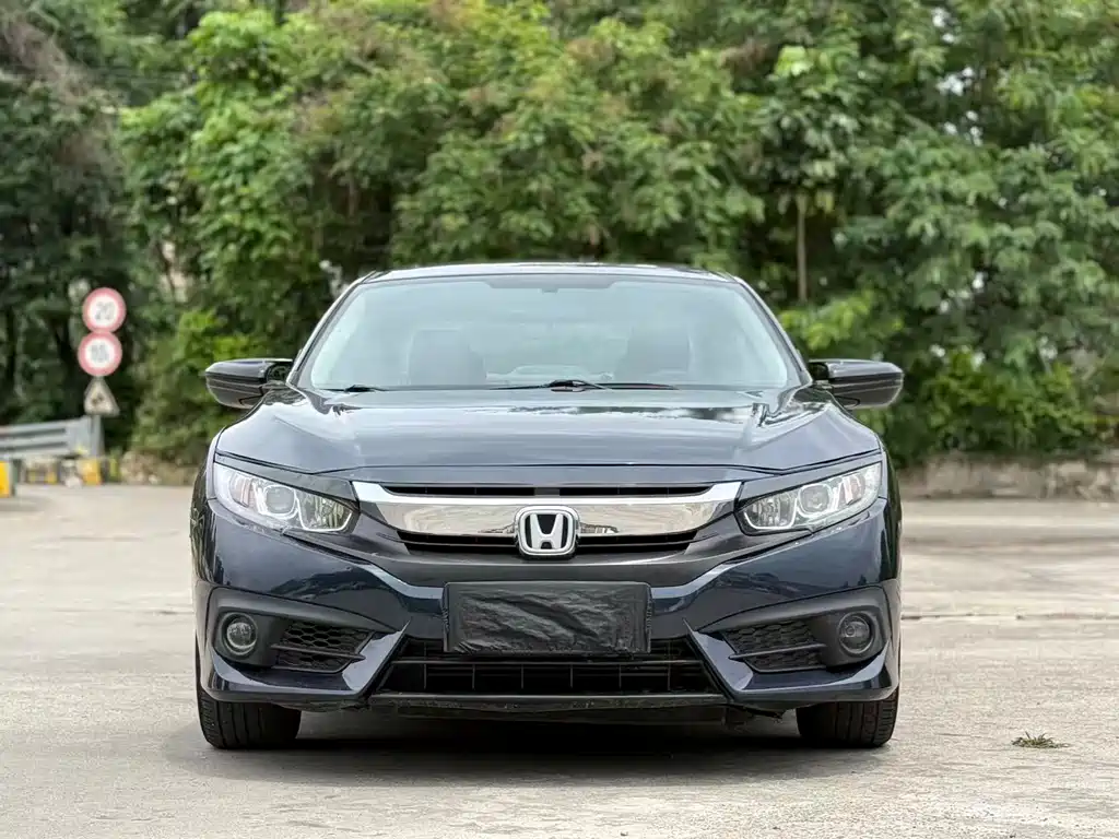 Honda Civic 2019 — фото 2
