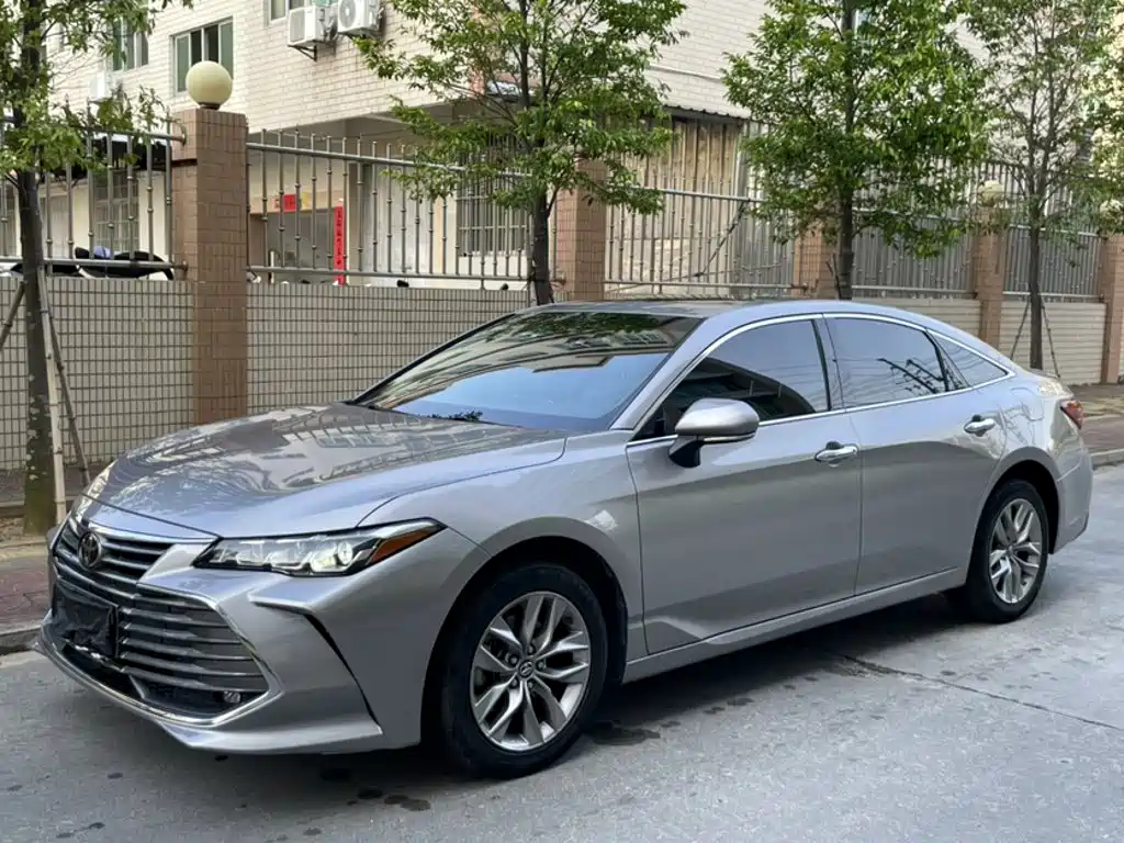 Toyota Avalon 2022
