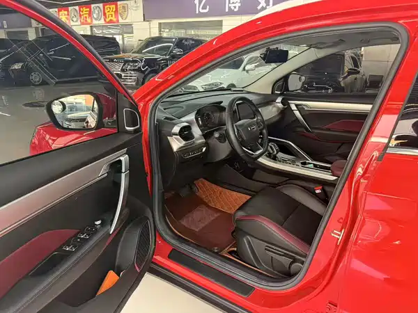 Geely Binyue 2021