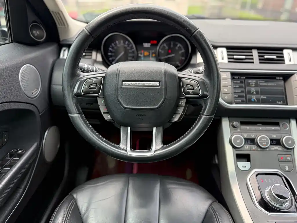Land Rover Range Rover Evoque 2015 — фото 11