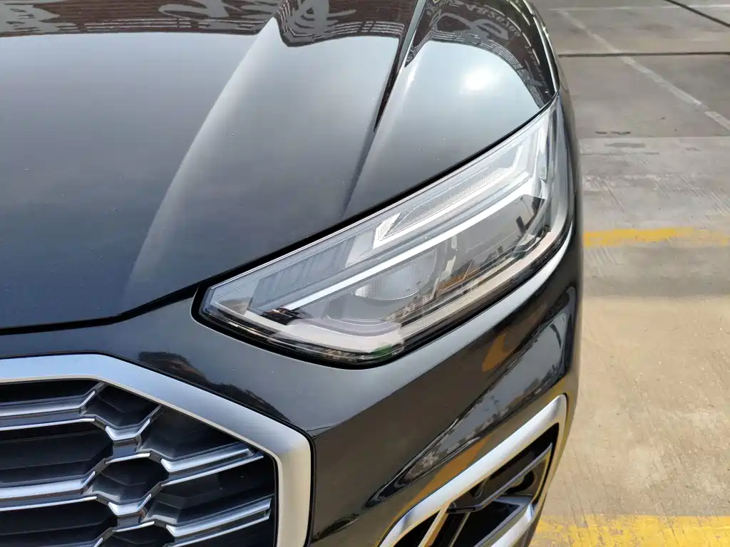 Audi Q5L 2021 — фото 18