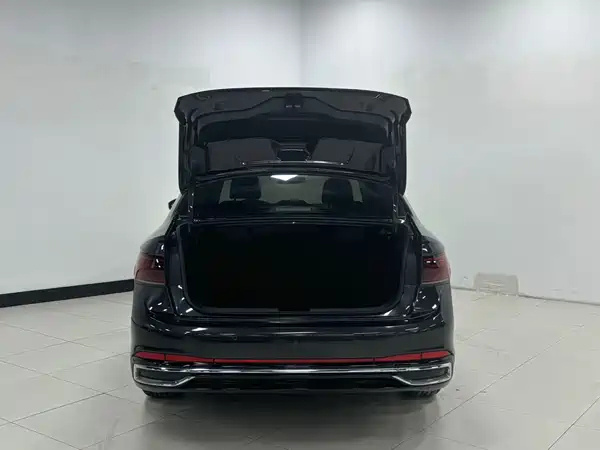 Volkswagen Sagitar 2022