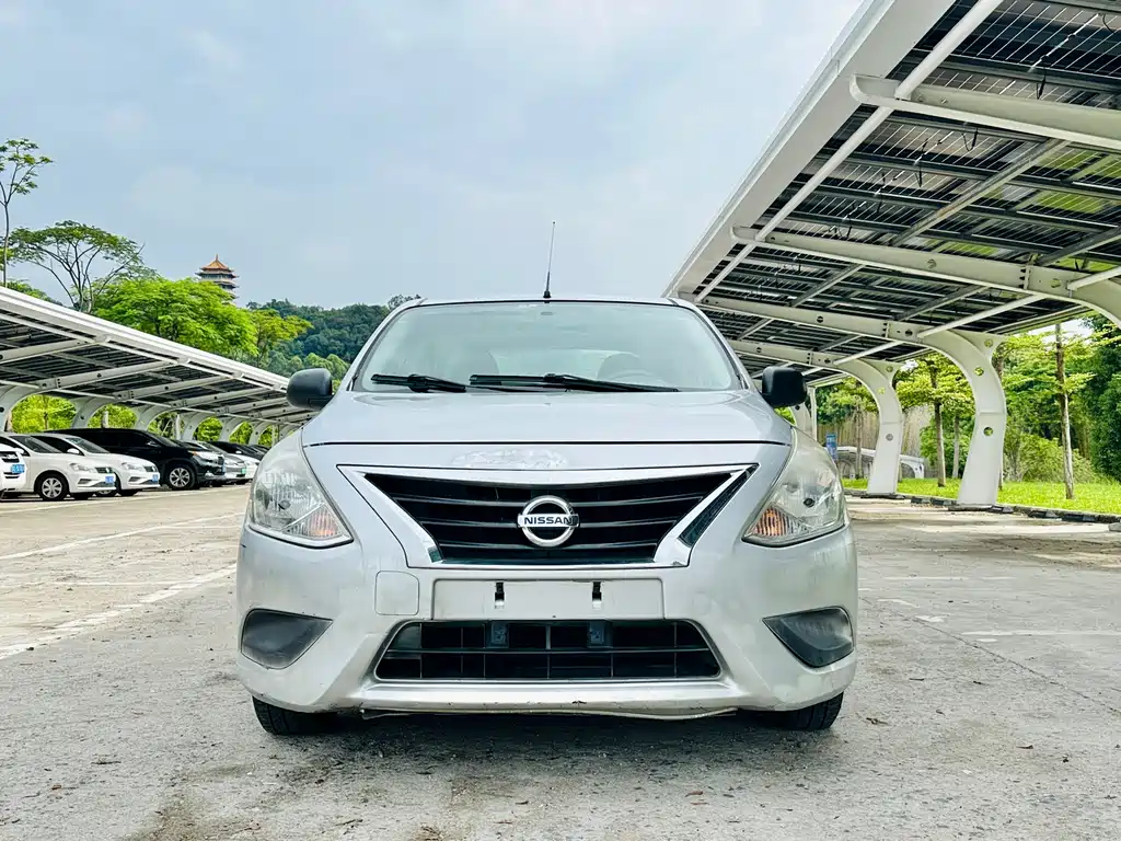Nissan Sunny 2015 — фото 2