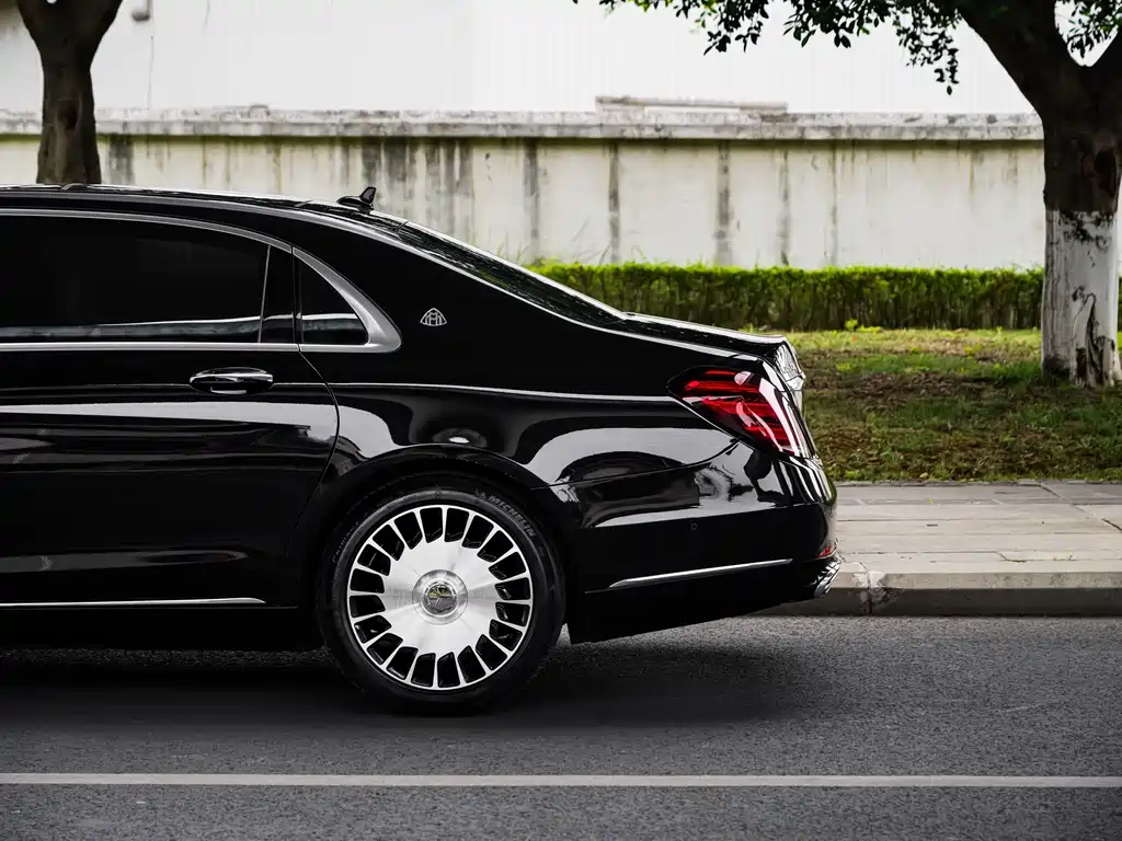Mercedes-Benz Maybach S-Class 2019 — фото 27