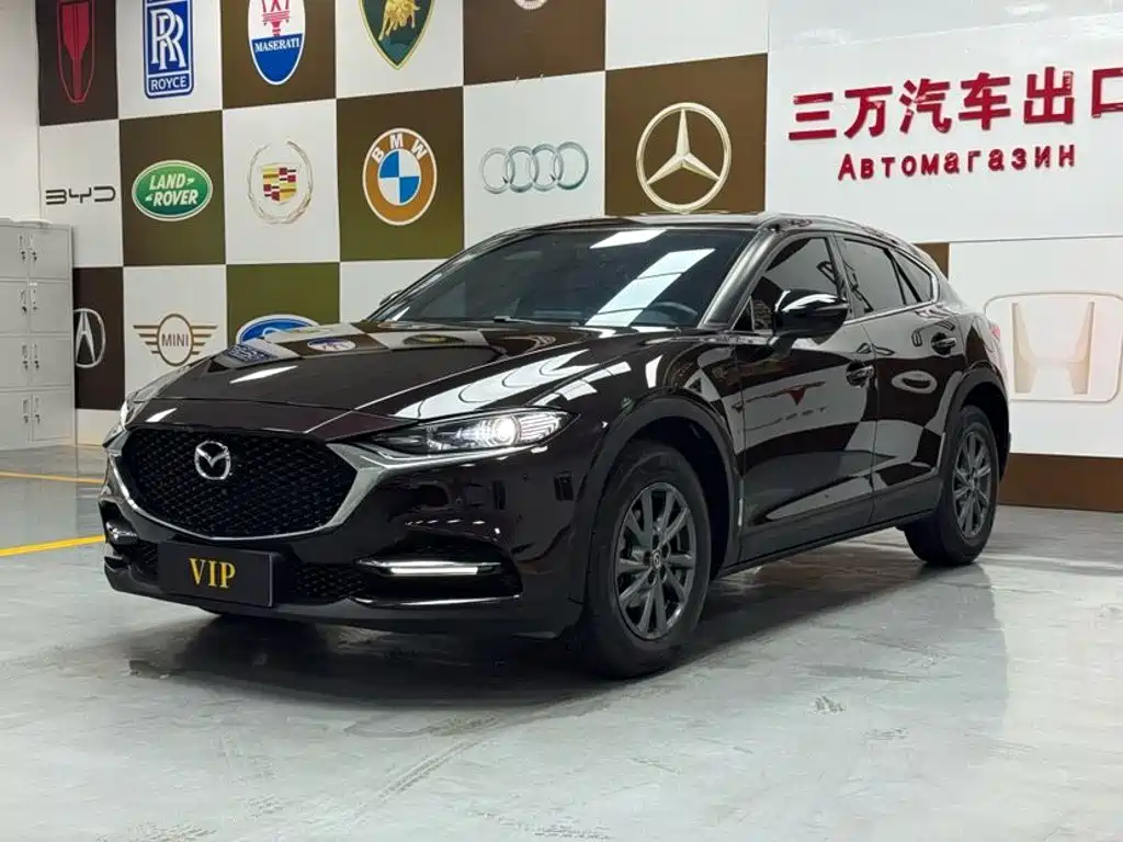 Mazda CX-4 2023 — фото 1