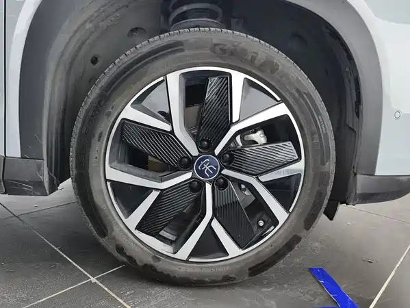 BYD Song L DM-i 2025