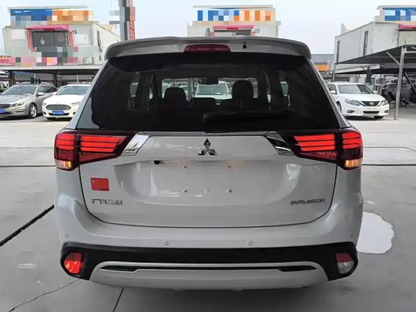 Mitsubishi Outlander 2019