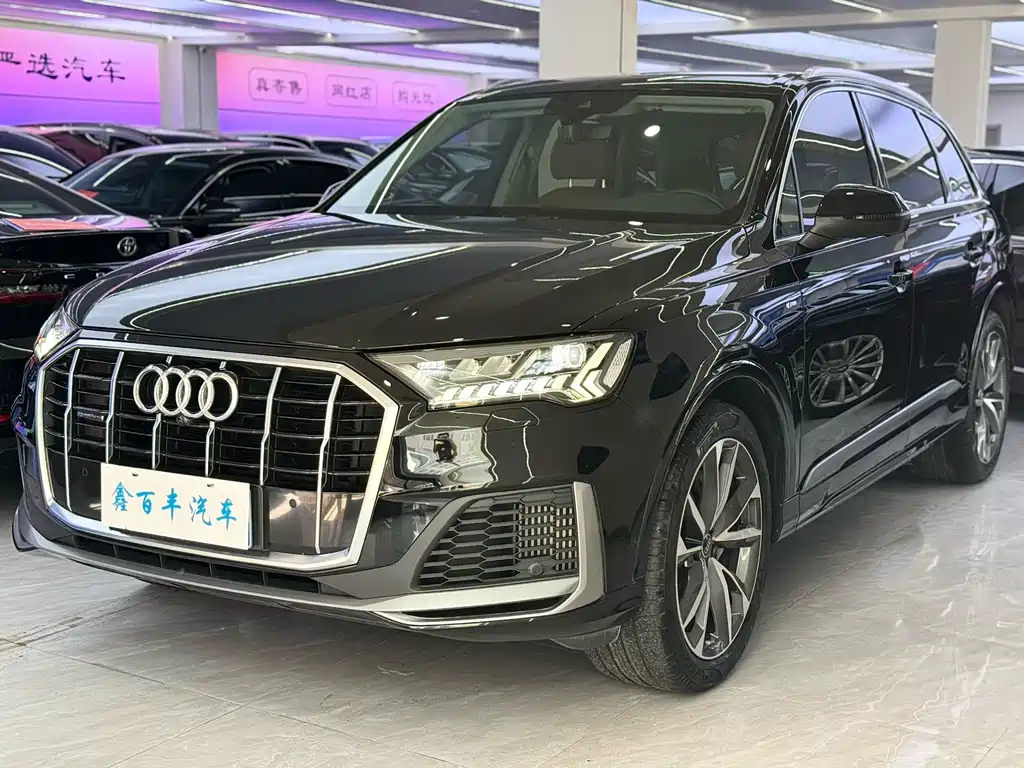 Audi Q7 2021