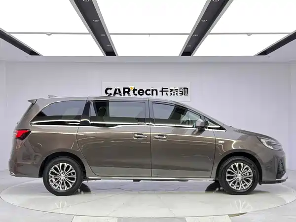 Buick GL8 2024
