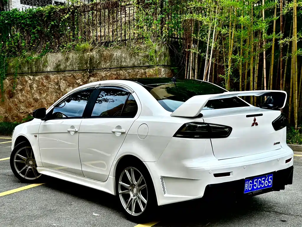 Mitsubishi Lancer EX 2017 — фото 8