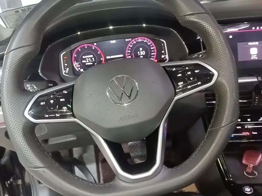Volkswagen Passat 2023 — фото 11