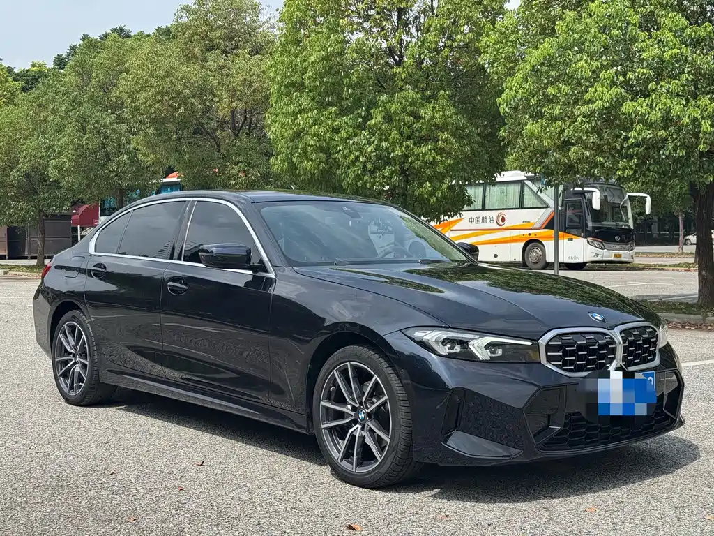 BMW 3 Series 2023