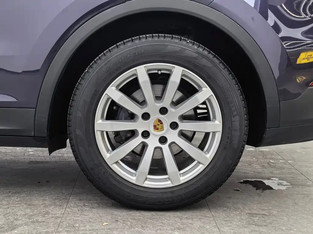 Porsche Cayenne 2019 — фото 13