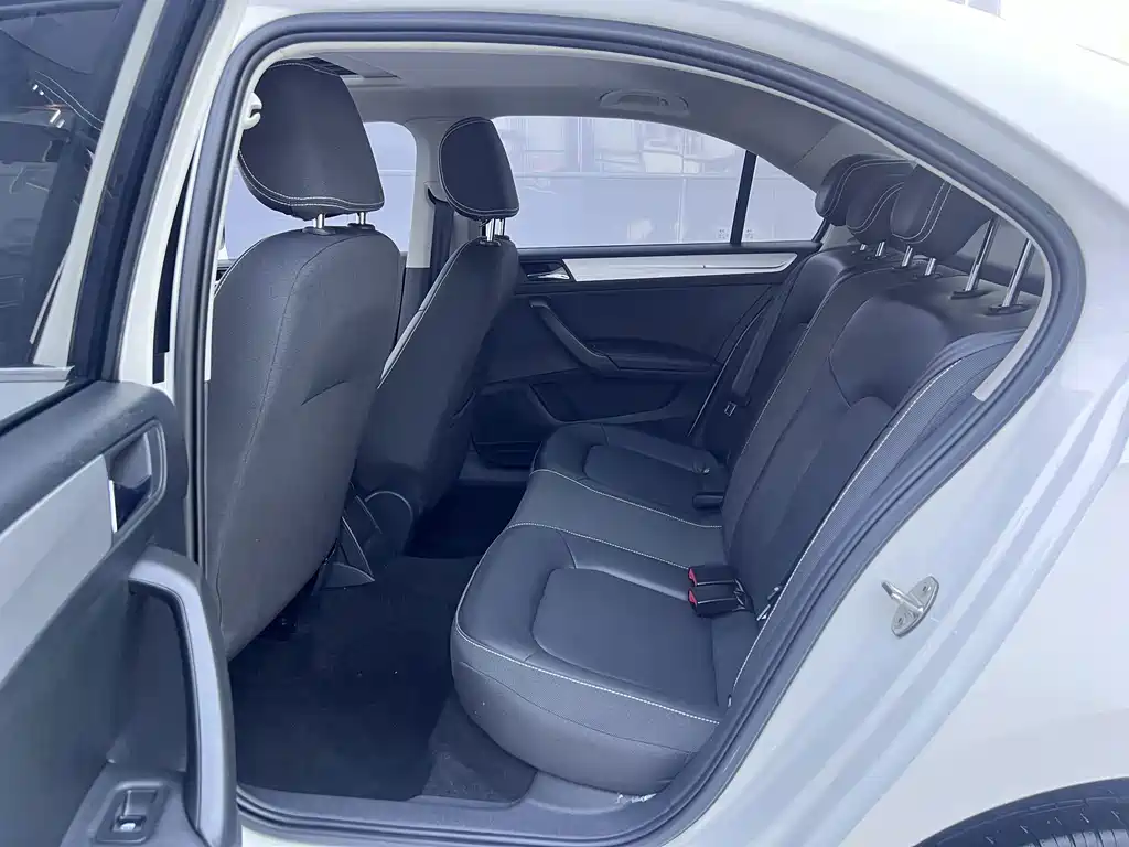 Skoda Rapid 2022 — фото 13