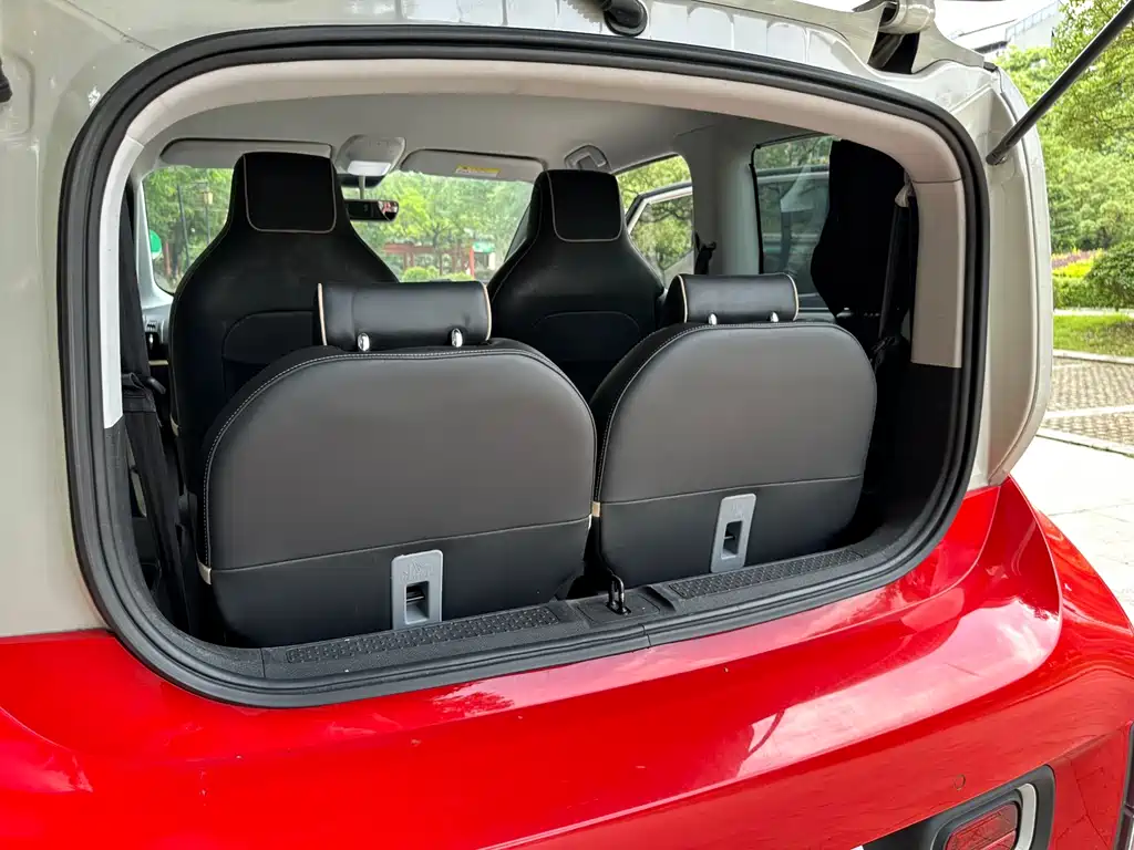 Baojun KiWi EV 2021 — фото 11