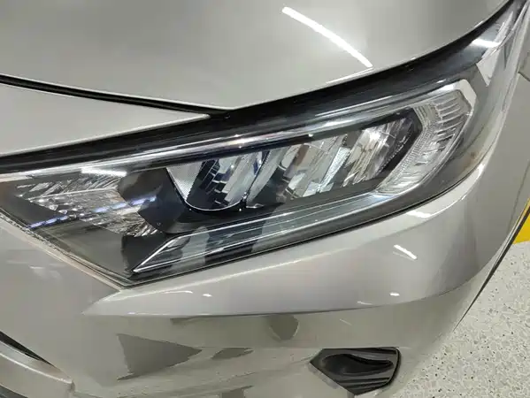 Toyota RAV4 2021