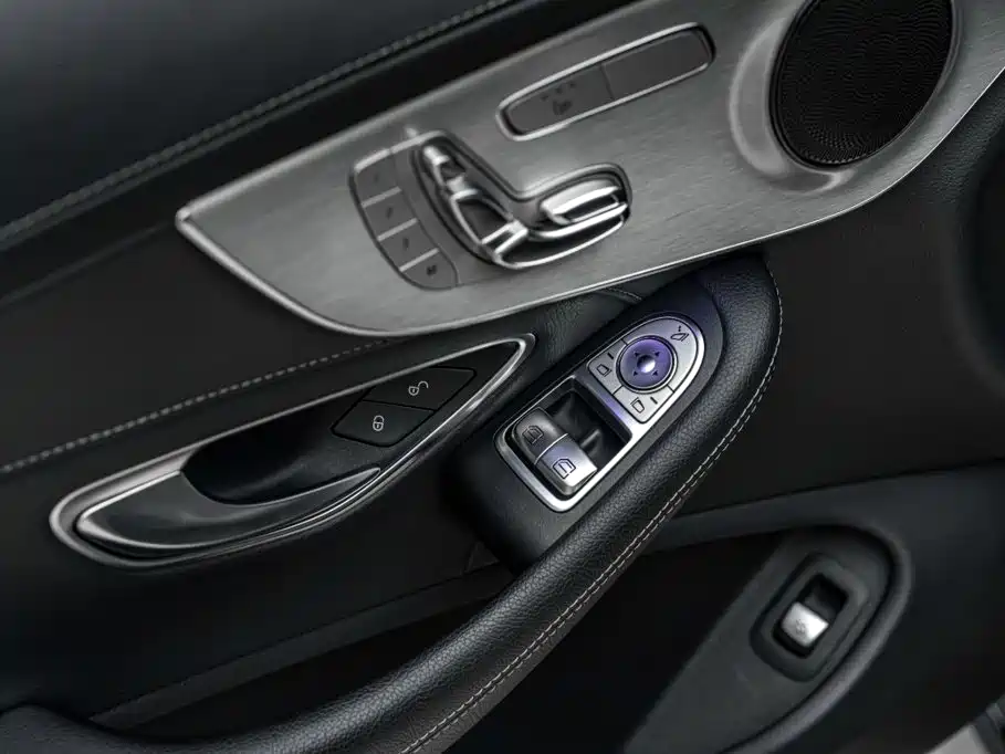 Mercedes-Benz C-Class AMG 2020 — фото 23
