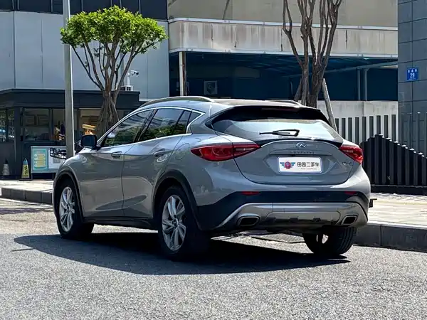 Infiniti QX30 2017