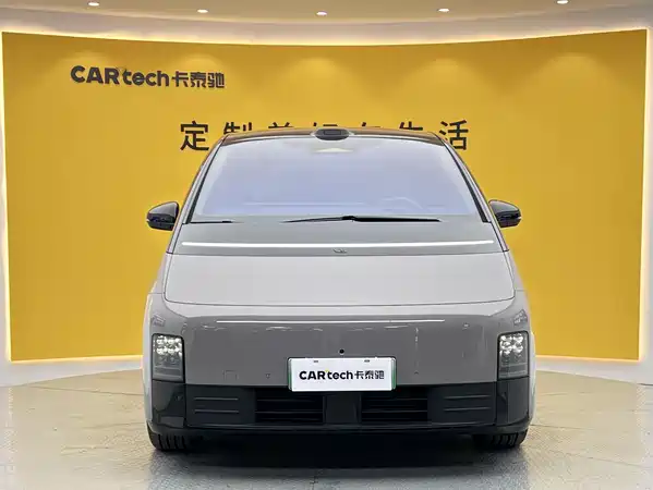 Li Auto MEGA 2025