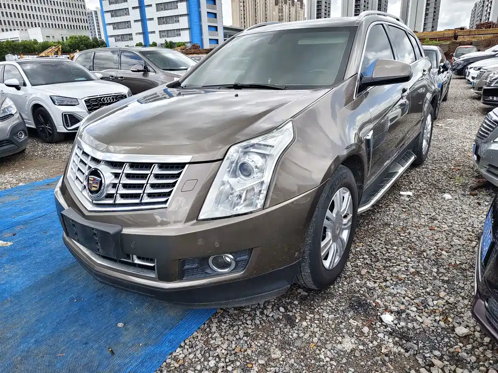Cadillac SRX 2015 — фото 2