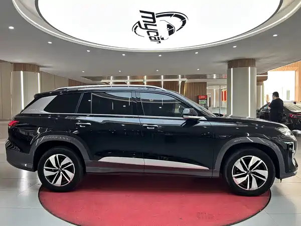 Audi Q6 2023