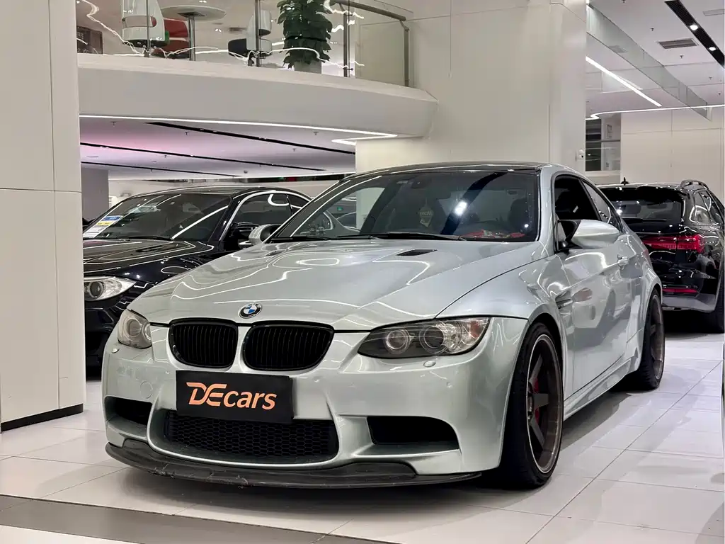 BMW M3 2012 — фото 12