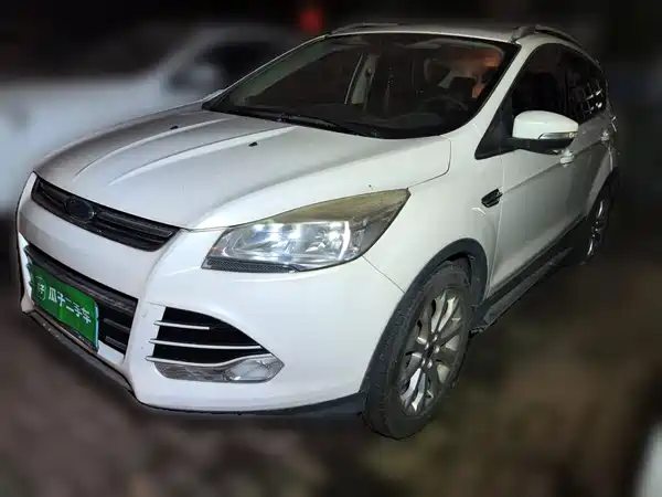 Ford Kuga 2015