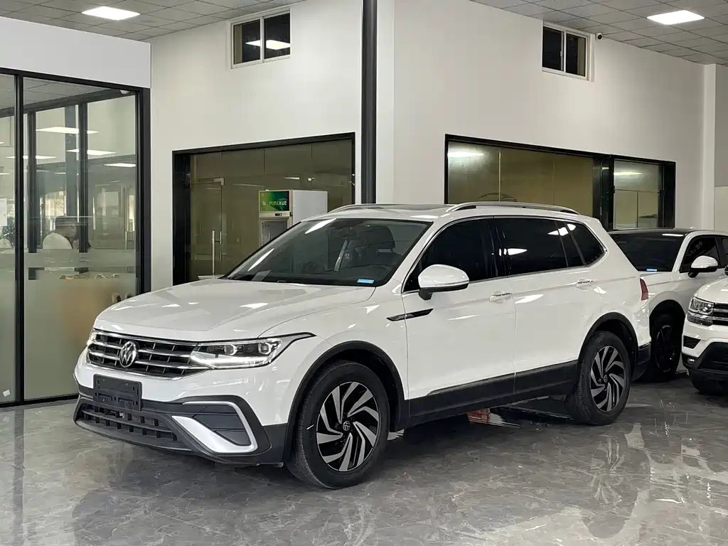Volkswagen Tiguan L 2022