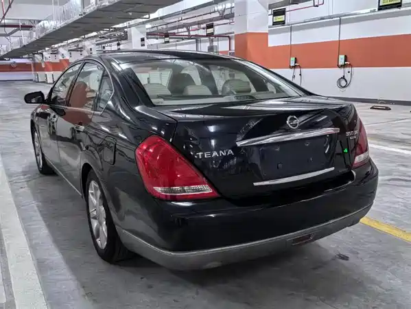 Nissan Teana 2005