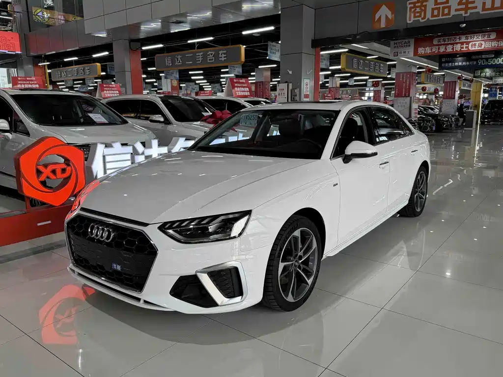 Audi A4L 2023 — фото 1