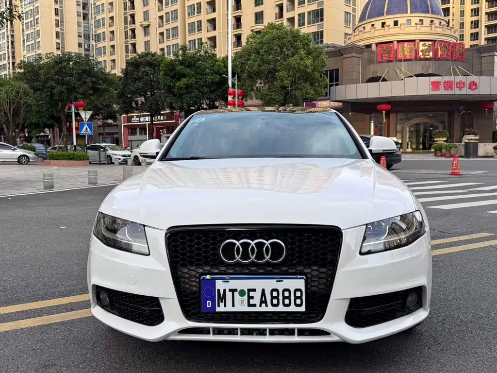 Audi A4L 2012