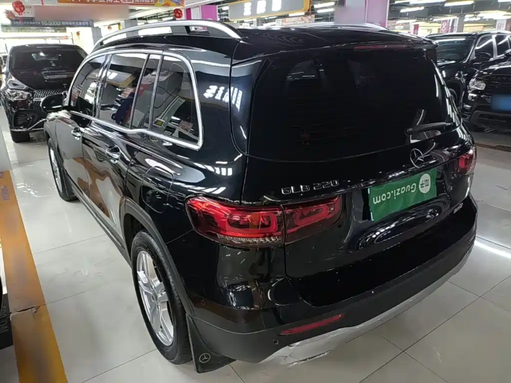 Mercedes-Benz GLB 2022
