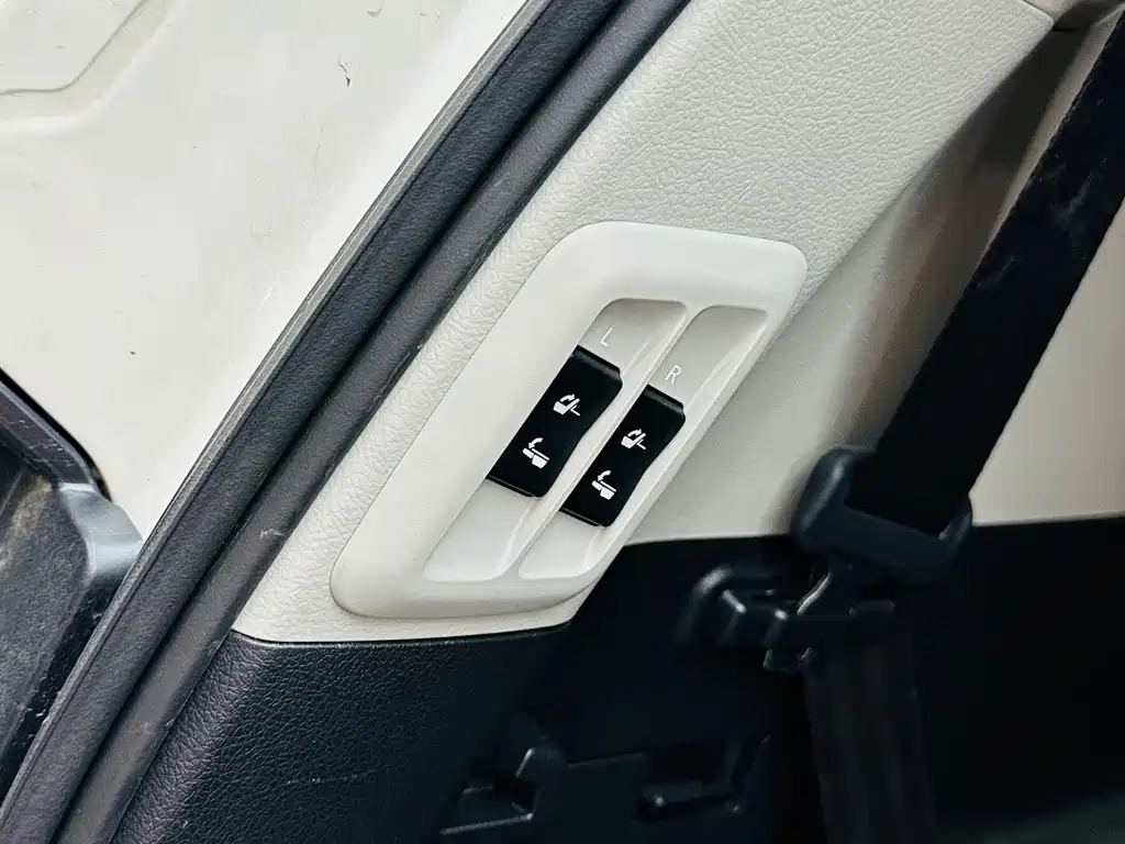 Toyota Prado 2019 — фото 22