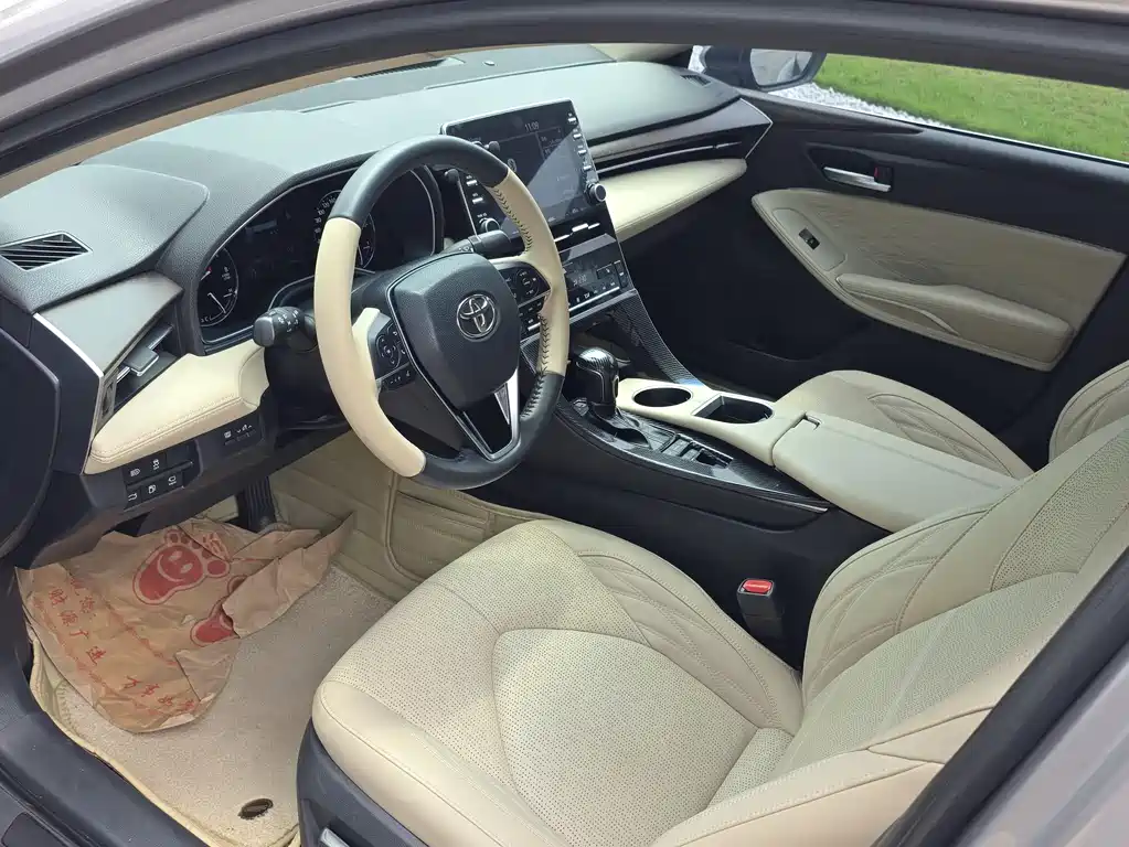 Toyota Avalon 2019 — фото 13