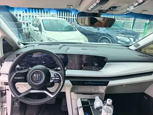 Buick GL8 New Energy 2025