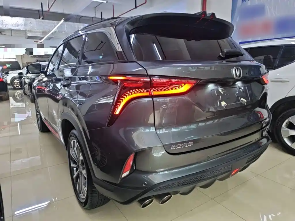Changan CS75PLUS 2021 — фото 5