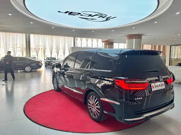 Honda Elysion 2025